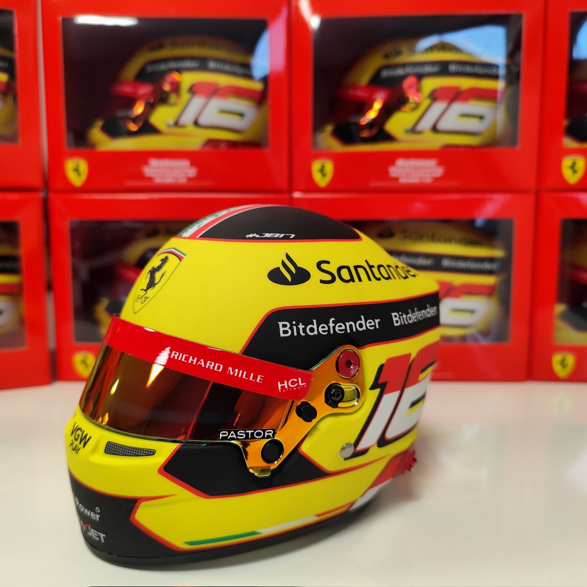 Little Bolide tweet media