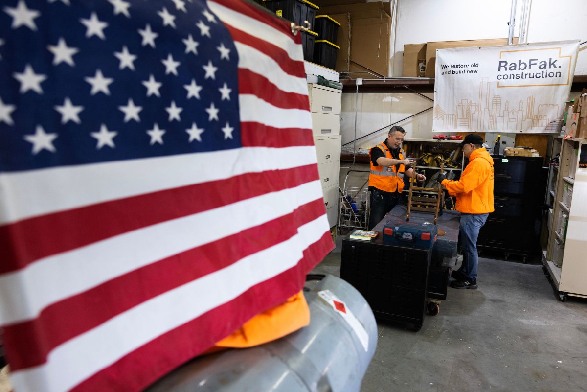 Flatwater Free Press (@flatwaterfreep) on Twitter photo Nebraska businesses can’t fill the open jobs they have. An unlikely alliance of chambers of commerce, ag lobbyists and advocates say the state needs more immigrants, not fewer, as a crackdown begins. Why? Read more 👉 buff.ly/3CqjHxd Nebraska businesses can’t fill the open jobs they have. An unlikely alliance of chambers of commerce, ag lobbyists and advocates say the state needs more immigrants, not fewer, as a crackdown begins. Why? Read more 👉 buff.ly/3CqjHxd