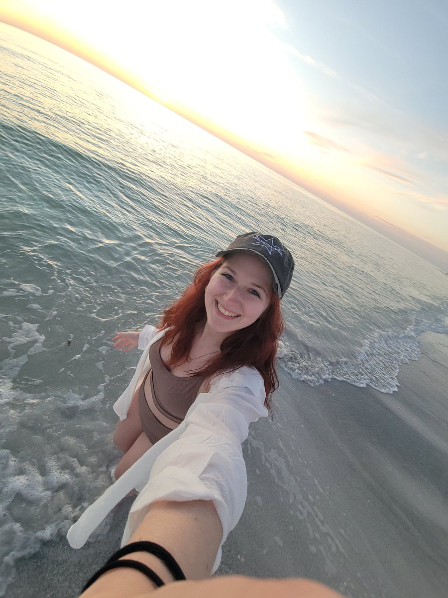 delaney is waiting for champagne (@delaneycohenn) / Posts / X