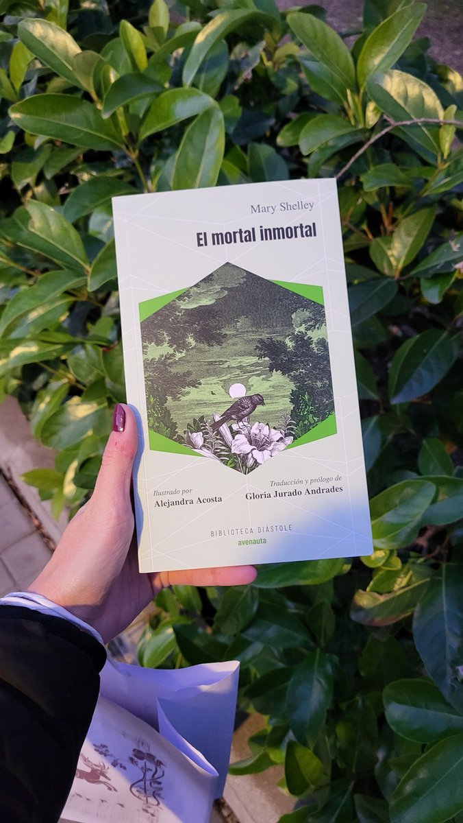 Martes de estrés y no parar, pero con una visita a una librería que tenía ganas de conocer y un libro nuevo se lleva mejor.

<a href="/libreriacelama/">Librería Celama</a> 🌙