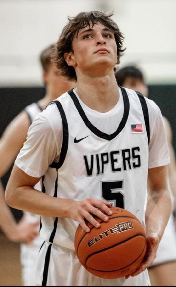 Al Woods (@woodsrecruiting) on Twitter photo Kingston Fink, a 6'5" combo guard from Vandegrift High School in Austin, Texas, combines his 3.84 GPA with outstanding basketball skills. A strong defender, scorer, and leader, Kingston is a top recruit for college basketball. woodsrecruiting.com/kingston-fink-…
<a href="/OkayKingston/">Kingston Fink</a> Kingston Fink, a 6'5" combo guard from Vandegrift High School in Austin, Texas, combines his 3.84 GPA with outstanding basketball skills. A strong defender, scorer, and leader, Kingston is a top recruit for college basketball. woodsrecruiting.com/kingston-fink-…
<a href="/OkayKingston/">Kingston Fink</a>