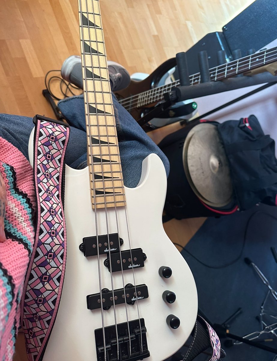 Algunas de las cosas que me han robado hoy en Alcalá de Henares. Gracias por la difusión 🙏