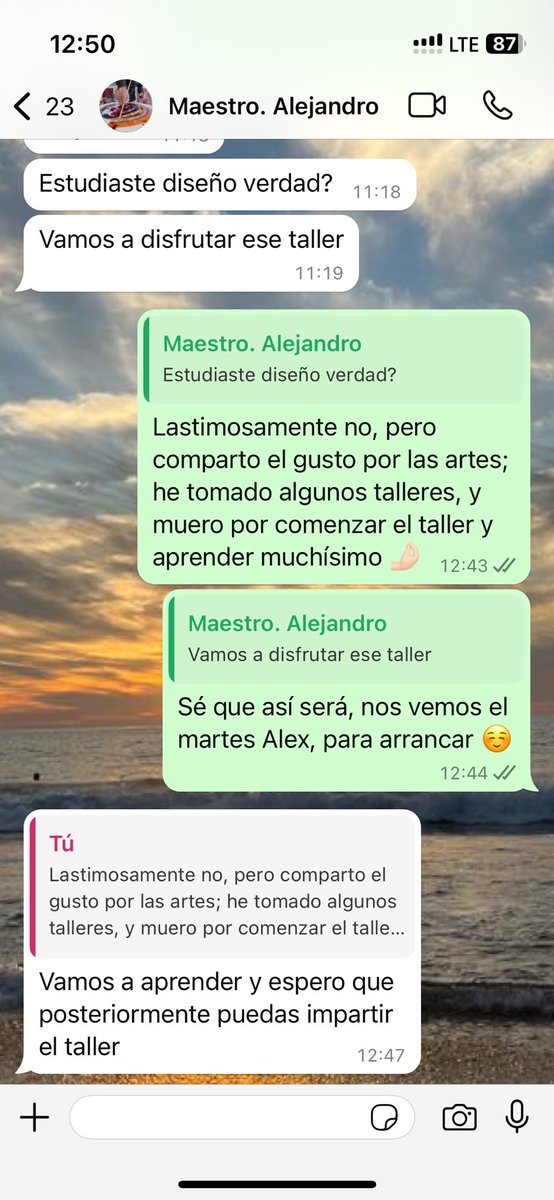 alteervasquez's tweet photo. Hasta hace un año, pensé que tardaría mucho en poder ejercer la docencia; y, al día de hoy no puedo creer que este ejerciendo y a su vez, compartir y aprender de grandes artistas Oaxaqueños. Qué fortuna y agasajo 😮‍💨🤌🏻 https://t.co/Trba1XfTdX