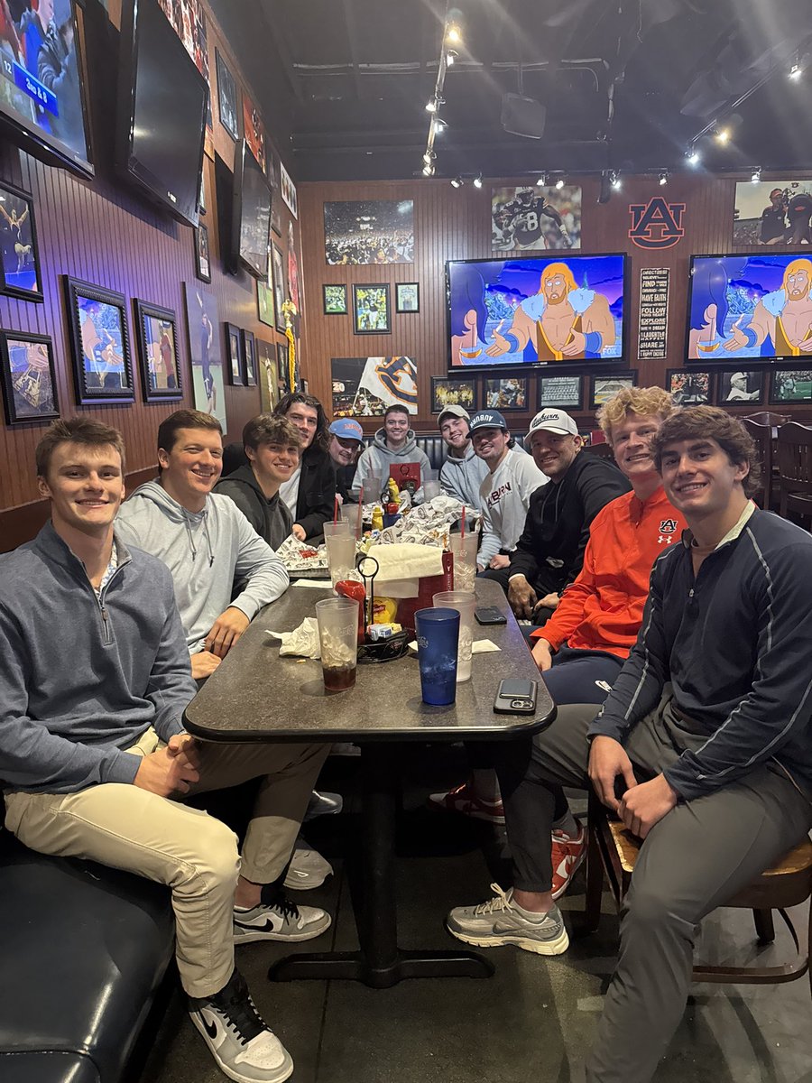 Coach Chad Lunsford (@chadlunsford) on Twitter photo Great to meet the guys … Balls Deep!!!
W.I.N. Light the 🔥 … #OneShot <a href="/AuburnFootball/">Auburn Football</a> <a href="/AlexMc83/">Alex McPherson</a> Great to meet the guys … Balls Deep!!!
W.I.N. Light the 🔥 … #OneShot <a href="/AuburnFootball/">Auburn Football</a> <a href="/AlexMc83/">Alex McPherson</a>