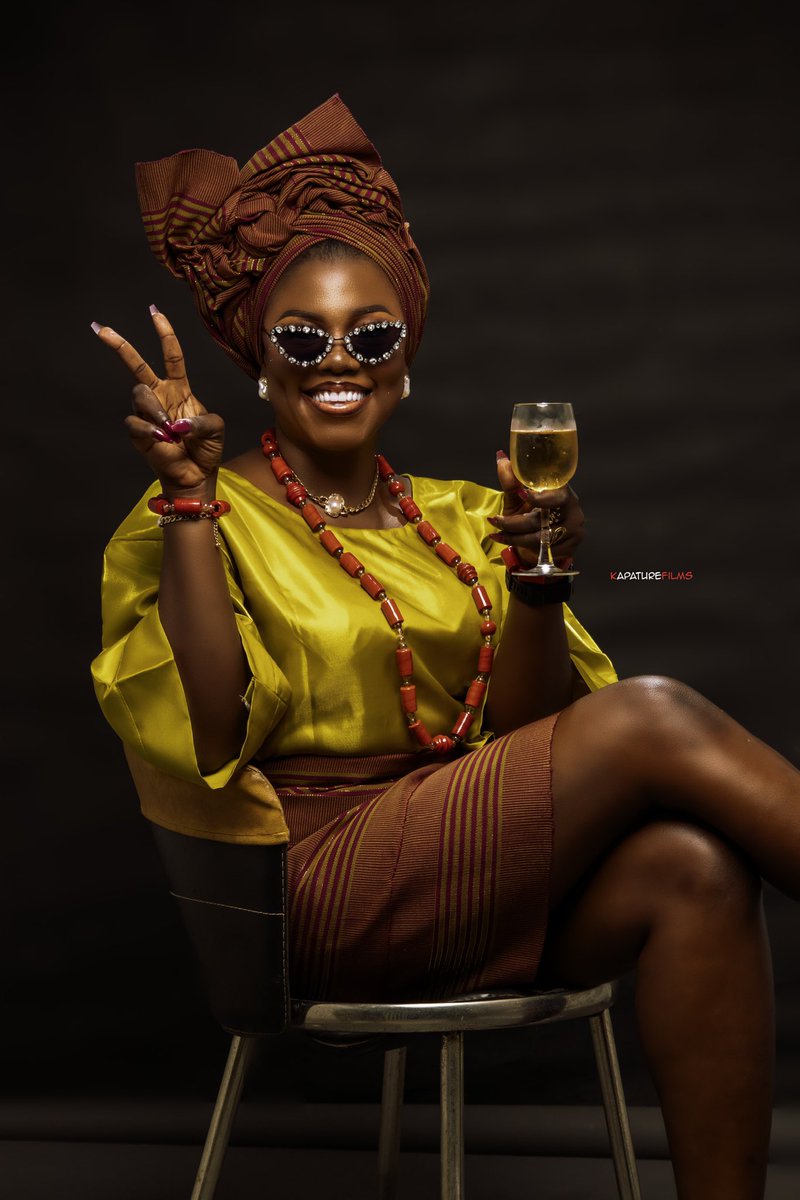 Tee_ebonny's tweet photo. It’s my birthday!!! Say me a prayer😍 https://t.co/YlffsEDQ4k