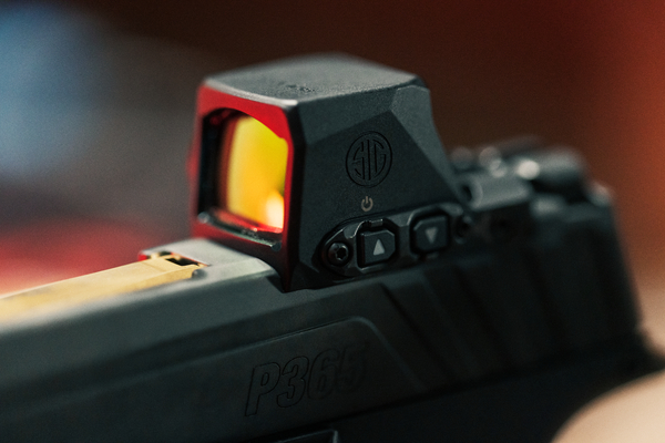 TheRangeSTL's tweet photo. In stock at The Range along with many other Sig Sauer products! The ROMEO-X is trusted by the military and boasts direct mounting footprints for your favorite optics-ready pistols. Get yours today!
#firearms #pistols #optics #reddots #reddot #sigsauer #RomeoX #stl #stlouis https://t.co/3RPRitW9yO