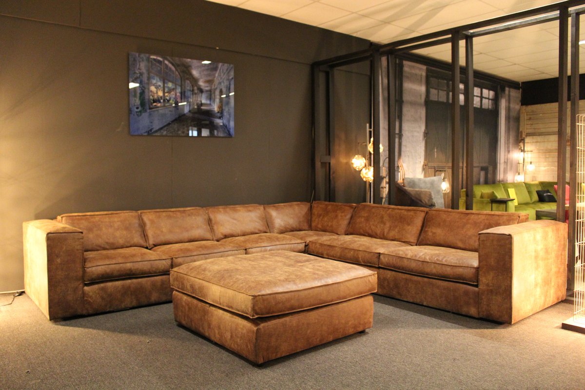 BankstelPlus's tweet photo. 𝗦𝗨𝗣𝗘𝗥𝗔𝗔𝗡𝗕𝗜𝗘𝗗𝗜𝗡𝗚!!🔥

Hoekbank Sassari van 'Het Anker'
Uitgevoerd in Afrika leder Tabac
335 x 305 cm
Incl. Hocker 100 x 100 cm

𝗩𝗮𝗻 €𝟵𝟯𝟱𝟬,-
𝗡𝘂 𝘃𝗼𝗼𝗿 €𝟲𝟰𝟵𝟵,-

Proefzitten kan aan de Van Vlissingenstraat 45 in Assen!☺️🛋️ https://t.co/xUcSKgU32i