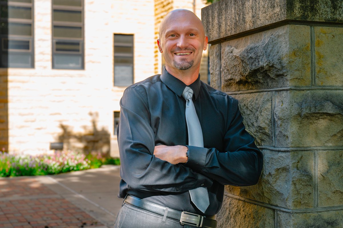 New this year we had a lunchtime keynote on Day 1 of Conference. This Keynote, presented by Fort Hays State University Professor, Will Stutterheimm set the stage for a breakout session immediately following. 
Will's breakout was titled "The Pressures of Agriculture."  Several