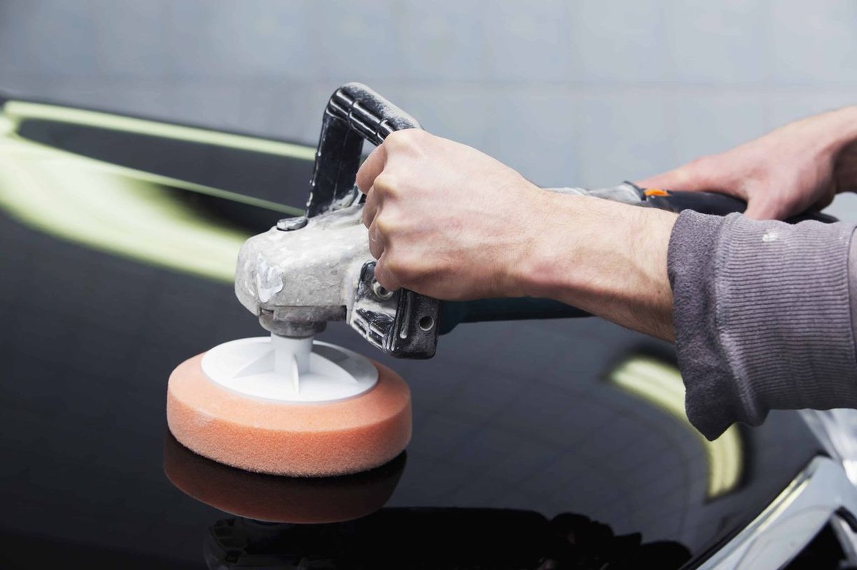 cobra_wash's tweet image. Revitalize your vehicle's paint with our buffing service. We'll bring back that showroom shine you love. Connect with us for a remarkable finish!  
#BuffingService #SpokaneWA  
carwashspokane.com/buffing-service