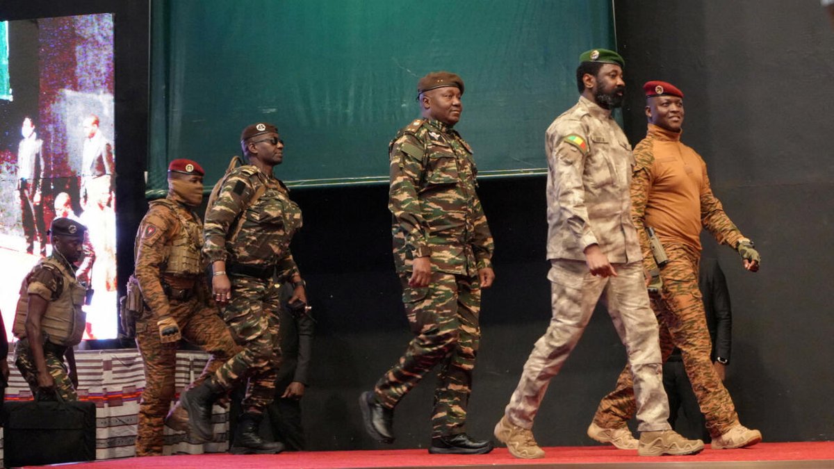 RFI_Ha's tweet photo. Wa'adin ficewar Nijar, Mali da Burkina Faso daga ECOWAS ya cika a wannan Laraba https://t.co/2d0yU2n8hW https://t.co/9WMTOoXifJ