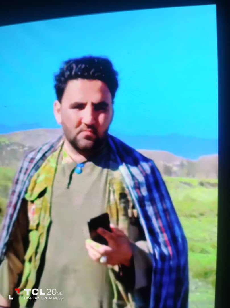 خوست ولايت کې د نن شهيدانو قاتل همدا ده هر ځاى دي امنیتي ځواکونه ورته متوجې شي!
دا فوسټ درسره ريټوټ کړئ !