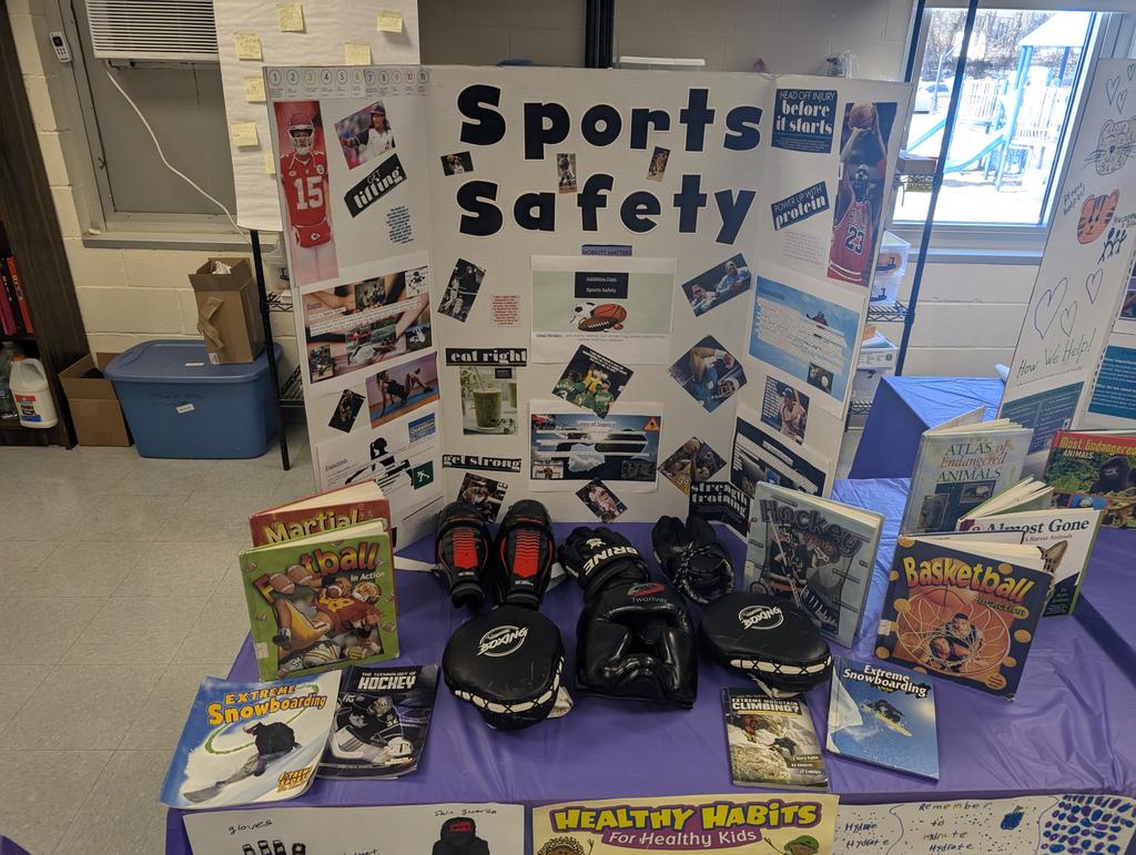mpbaiocco's tweet image. Our @ccsdschools Link ES students proudly showcased their creativity, and global perspectives during the @iborganization PYP Exhibition research presentations 🌎 Well done! #IBPYP #GlobalCitizens