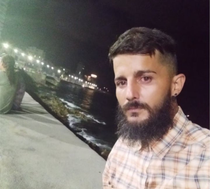 🇨🇺🇨🇺 Libertad para Yasmany Gonzáles Valdéz, rapero y activista condenado a 6 años de privación de libertad por el delito de propaganda  enemiga. No lo podemos dejar solo. 
#LibertadParaTodosLosPresosPoliticos #AbajoLaDictadura #Cuba
