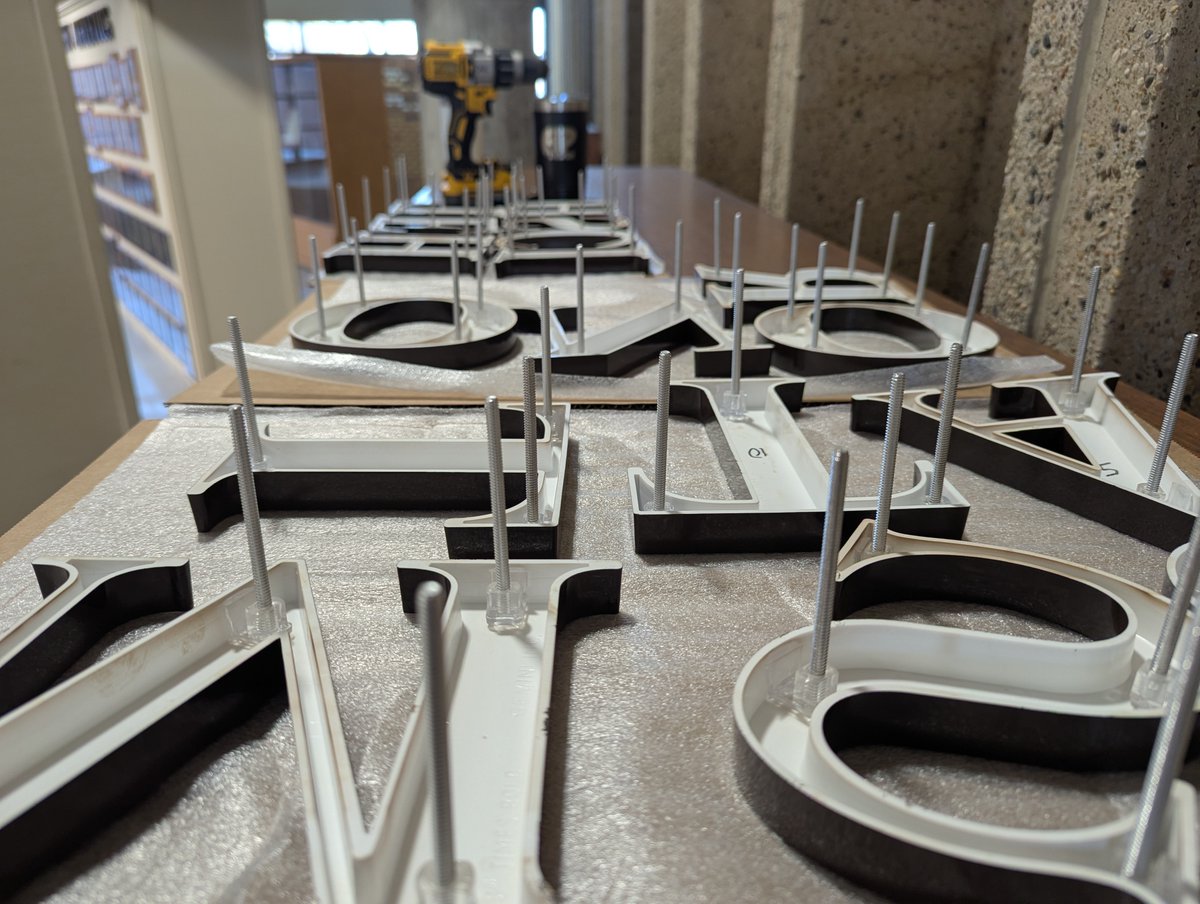 apdesignpro's tweet image. Bold, durable, and professional - our acrylic lettering brings signage to life! 🔠✨ Whether for businesses, offices, or lobbies, we design &amp;amp; install signs that make a lasting impression. Need a sign upgrade? Let’s chat! 📞 507-532-4482

#APDesign #AcrylicLetters #CustomSignage