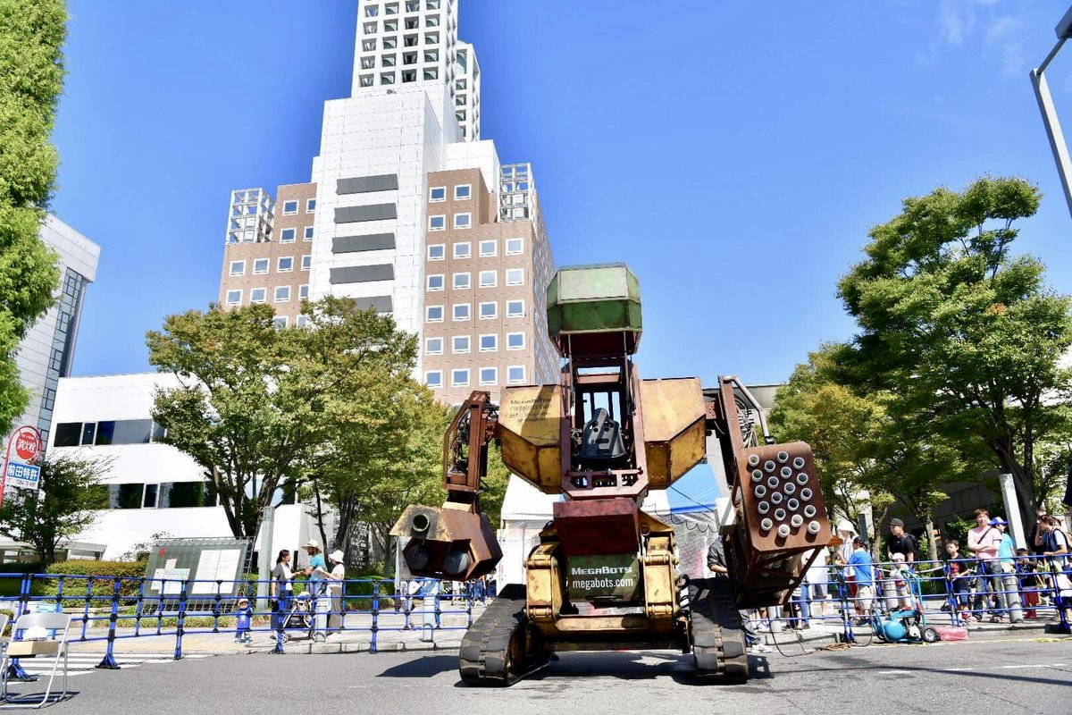 4retokyo's tweet image. Dreaming of Robots.
#MegaBots #Amanssenseofadventure #robotics #robot #giantrobot #mechas #pilot #メガボッツ