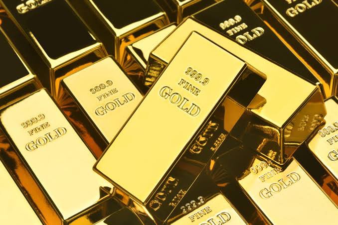moneygurusumit's tweet photo. 🚨JUST IN : GOLD hits a new ATH of $2,854📈

Gold prices in India 🇮🇳 have crossed ₹85,500 per 10 grams💰 https://t.co/BuAzARAAgP