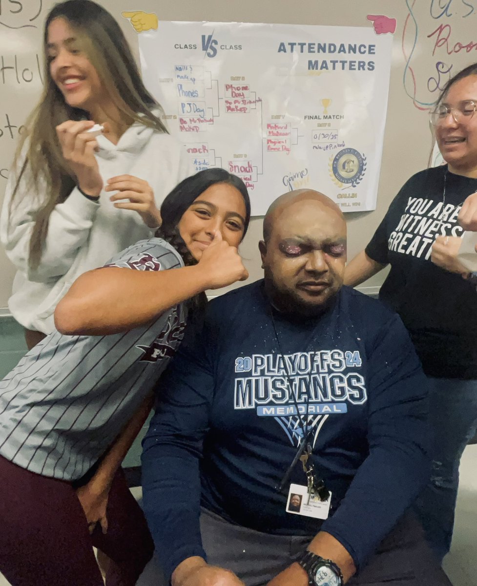 MikePinkardJr's tweet photo. Congratulations to my 2nd Period who FINALLY achieved 2 weeks of perfect attendance! They chose to “Make-up “ their teacher as a reward. Lucky me ☺️ 🍀 Good job guys 🫶🏾 https://t.co/QkNA9zLsap