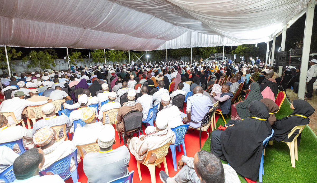 WilliamsRuto's tweet photo. Our priority is Kenya’s transformation that ensures no part of the country is left behind.

We are working with leaders from across the political divide to ensure we build a united, indivisible, and prosperous nation that every citizen can take pride in.

Engaged Mandera County leaders last evening; we discussed priority programmes for the county, including security and infrastructure development, which will support their education, healthcare, transport, water, and sanitation needs.