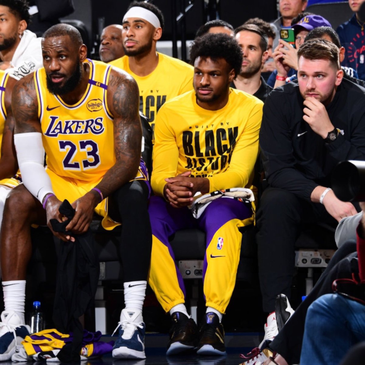 this photo is COLD 🥶