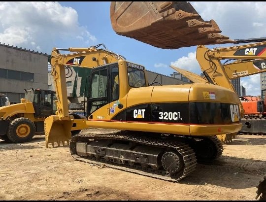 Jizzlewantandu's tweet image. Kindly Repost 

320CL EXCAVATOR 
CATER PILLAR 
AVAILABLE IN DAR 
4300 HOURS 
BADO IPO BANDARINI WIKI HII INAINGIA YARD 
PRICE IS 200M TSH 
CALL: 0768832035