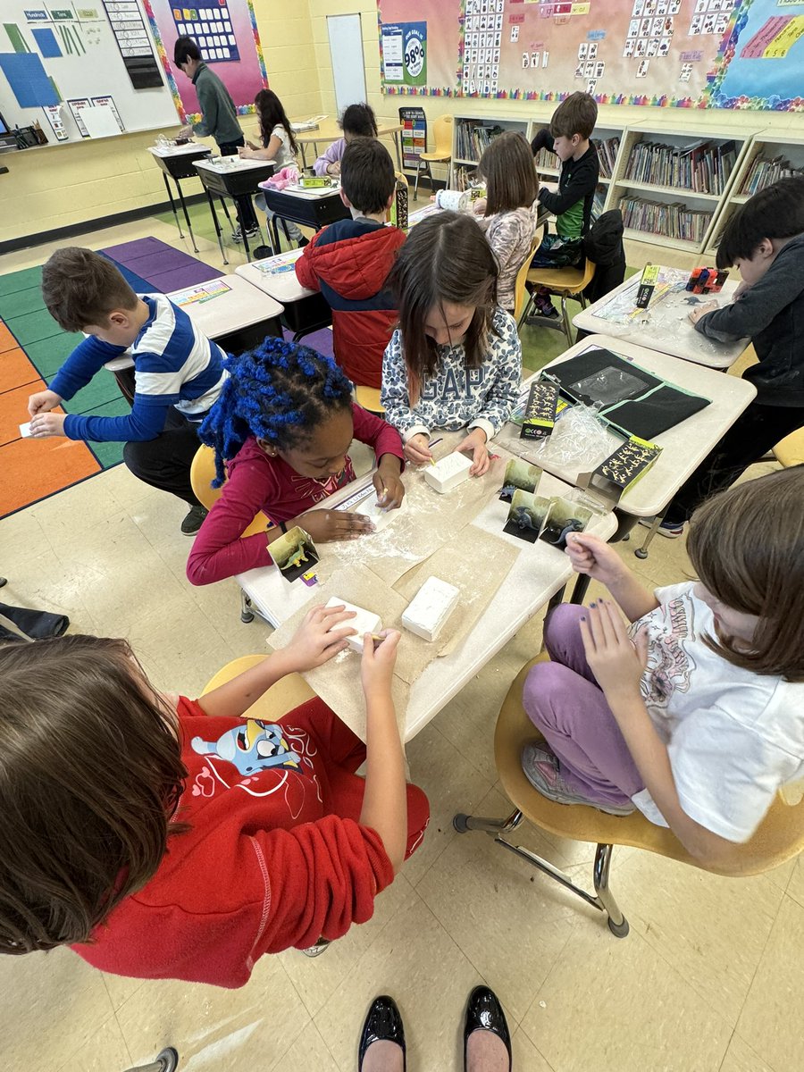 Mrs. Cook tweet media