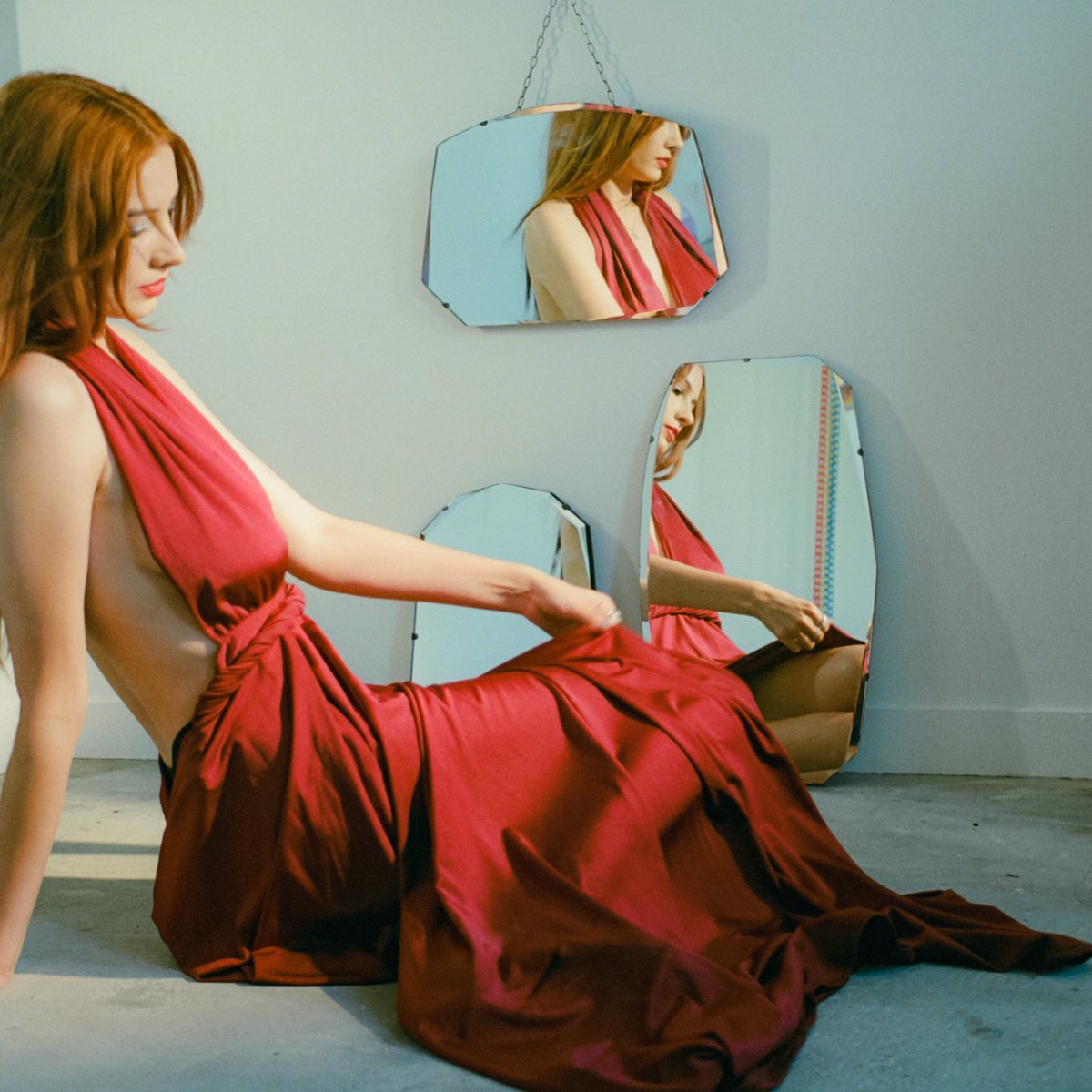 gracieemoller's tweet photo. I’m so excited to announce that my next single ‘Not Your Type’ will be out February 28th!!!!!!! :’)))) Writing this song made me feel like a bad bitch and i hope that’s how you feel when you listen to it!!! Now go pre-save link in bio!!! xoxoxo https://t.co/9Io5vgg9LV