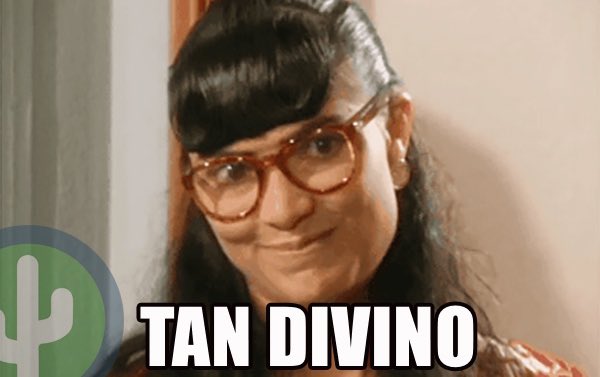 nacional_memes's tweet photo. Laura Sanabria cuando el presidente la defiende en el consejo de ministros 🐶: https://t.co/cm4EBVJATe