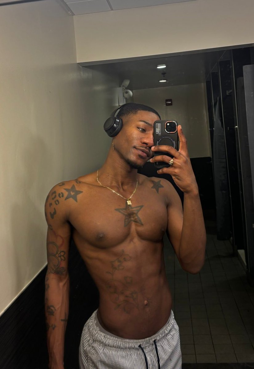 2prettyk's tweet photo. My little progress update 😜 https://t.co/bZXPb1lz6T