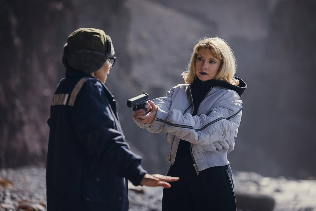 AlbafloresArg's tweet photo. Las primeras imágenes de la nueva serie "Punto nemo" en donde veremos a Najwa Nimri , Alba Flores y Maxi Iglesias 

Próximamente por @PrimeVideoES 🌊✨️ https://t.co/ByFyfgIyqM