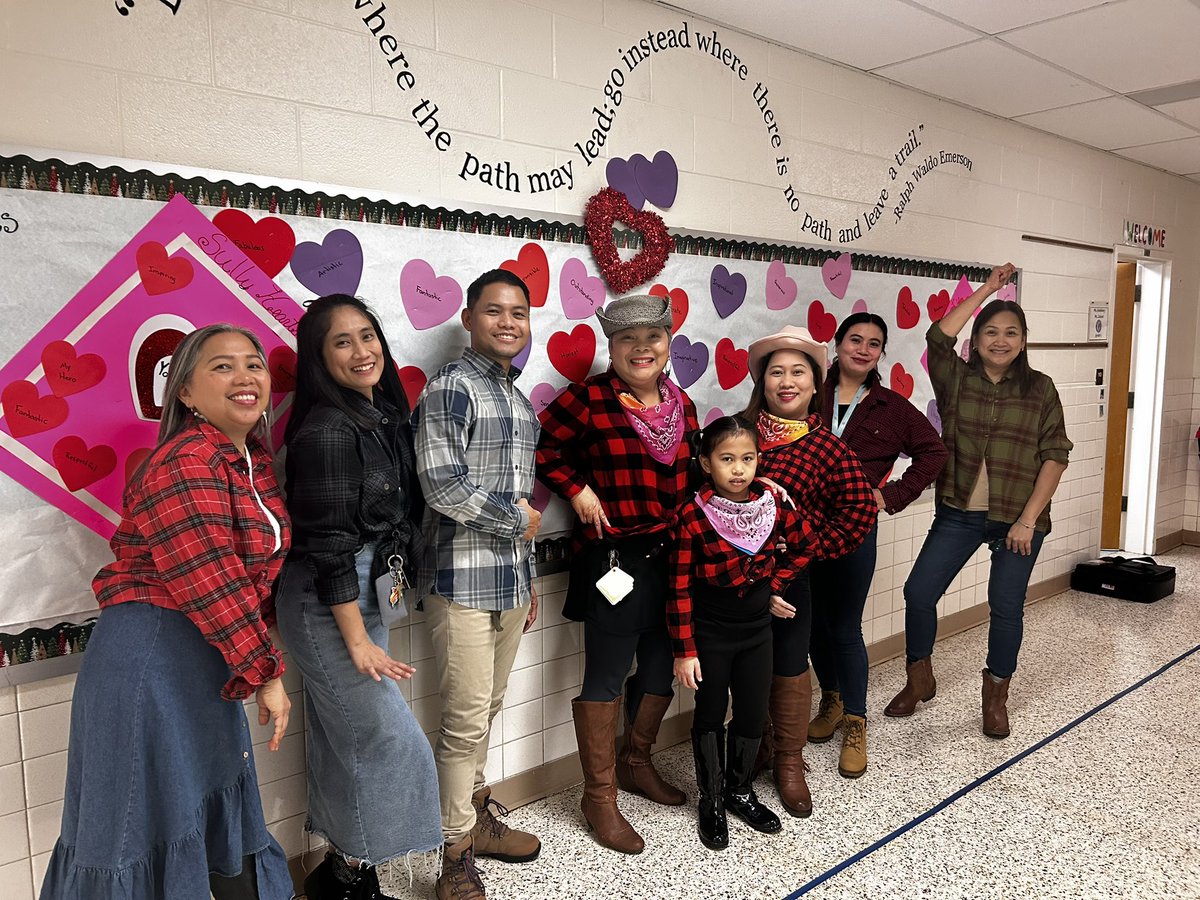 Day2 of #FashionistaFebruary at <a href="/SullyES_LCPS/">Sully ES</a> #WesternDay in full swing #Howdy #AllThingsWestern Staff jumped in on the fun and so did the students! #OhWhatFun #Yeehaw #BestCrewEver #SullyFashionistas #FashionistaTuesdays <a href="/Principal_Tuck/">John Tuck</a> <a href="/mrschelsiegrant/">Chelsie Grant</a>