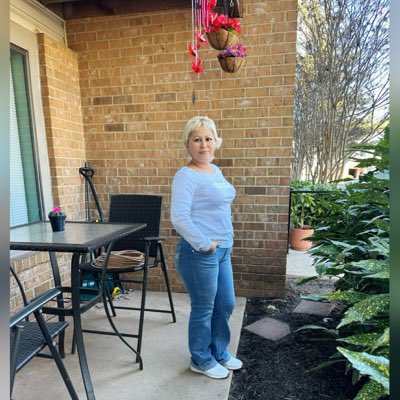 Elizabeth503Guz's tweet photo. #NuevaFotoDePerfil https://t.co/AiVL1NfaFu