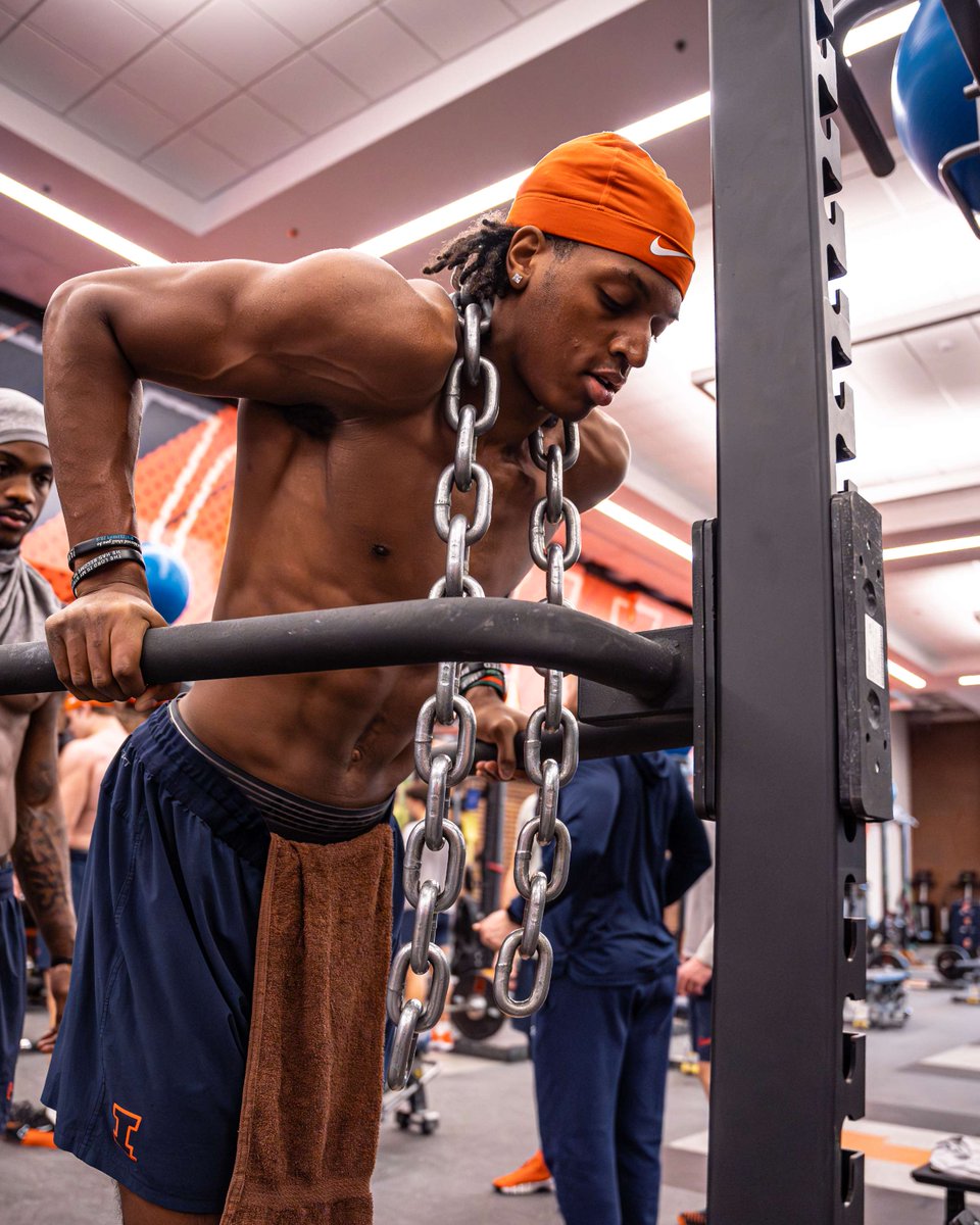 Illinois Football tweet media