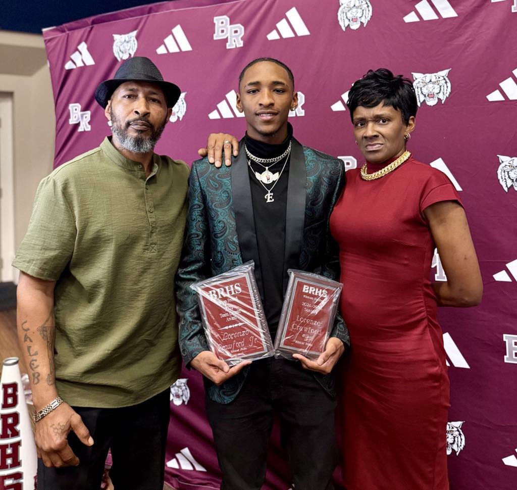 Lorenzo Crawford Jr tweet media