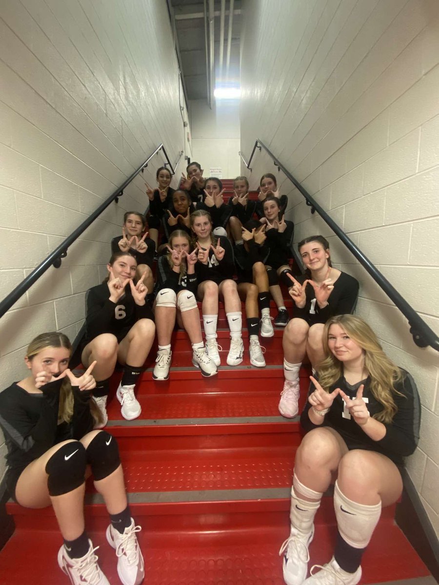 TruittPhysEd's tweet photo. These girls played great Tonight, winning the first game of the season! In true fashion we need the “W” Tuesday rolling this season. #Bulldogproud https://t.co/LvYXFSw77E
