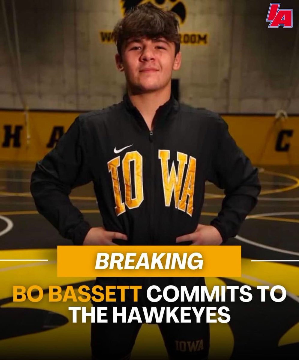 IAwrestle's tweet image. 