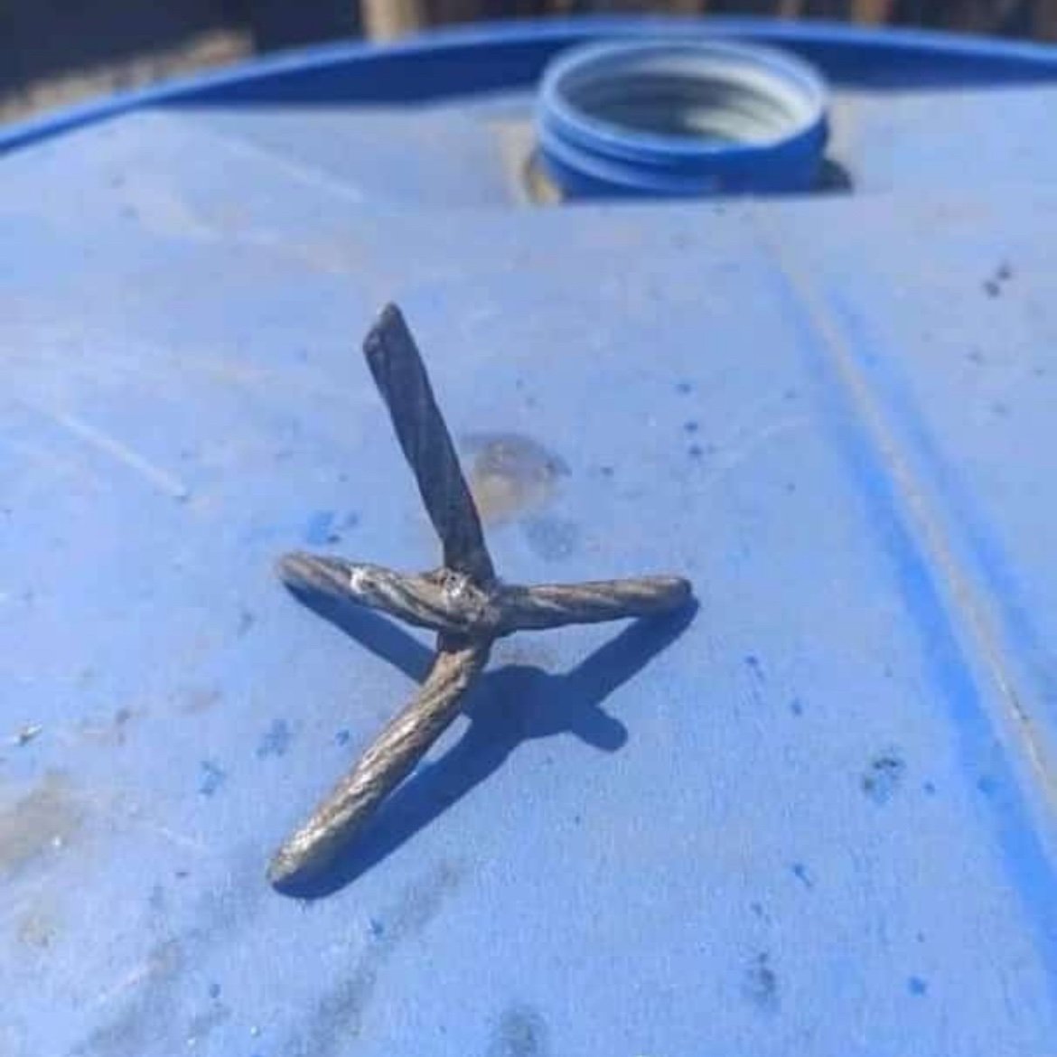 Patagonia

Están prendiendo fuego nuestra patagonia y no hay un solo funcionario de cualquier nivel haciendo algo para frenarlo

La desidia es total

Los incumplimientos de los deberes de funcionarios públicos, la REGLA de lo ilegal

Contenedor de combustible y clavos miguelito