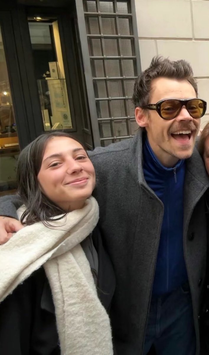 myboyharold's tweet photo. Baby looks so happy!!!!!! https://t.co/Qndswebjcu