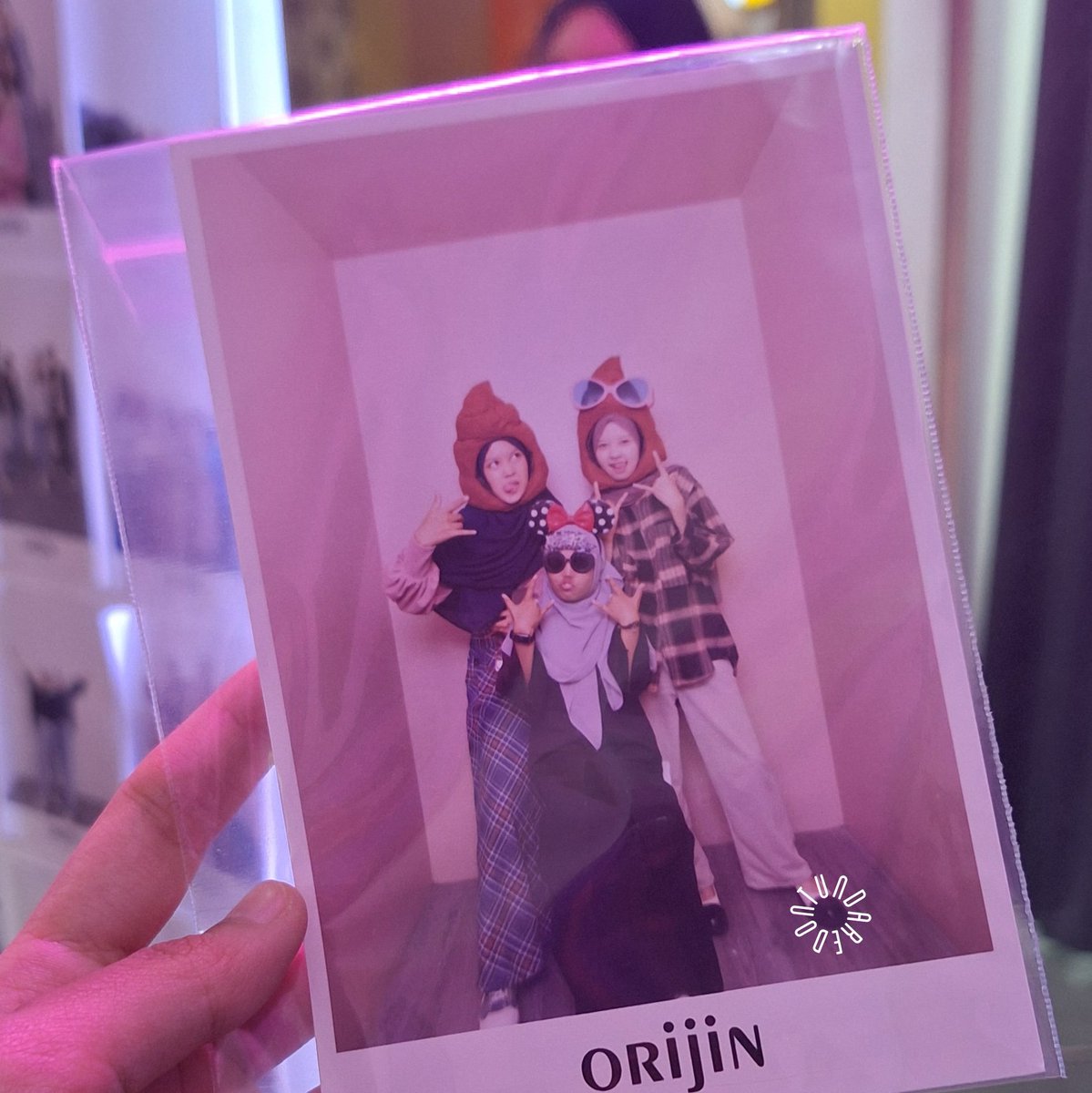 Baru beres bulan pertama udh banyak potobox 😋🙌