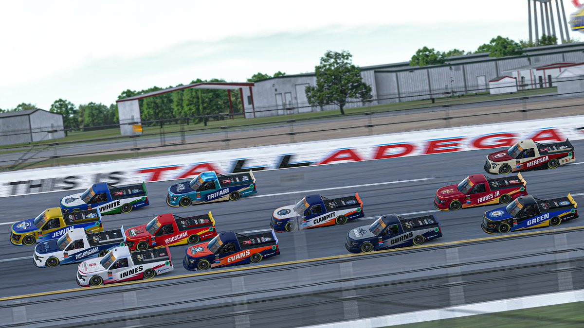 FOUR WIDE FOR THE LEAD #eCiS