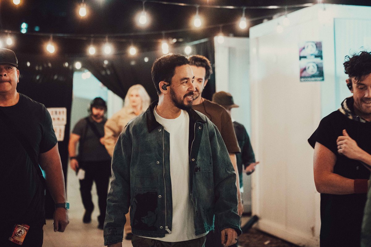 LINKIN PARK tweet media