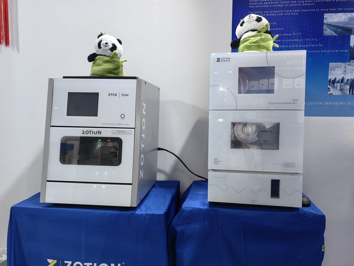 ThomasRan3's tweet photo. The first day of AEEDC dental exhibition in Dubai

https://t.co/ZTPH7HIJXJ

#dental #dentalzirconia #zirconiamillingmachine
#cadcamdentistry #dentallabequipment #dentallabmachine #dentalmillingmachine #dentallab #Zotion #fresadoradental #t20zotion #sinteringoven https://t.co/I3BjZwBvwW