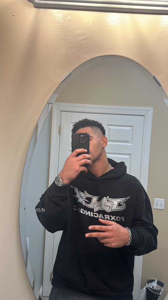 Got the cut, ready for the flight tomorrow 

Stoked to shoot more content 

Video #3 should be out this week!