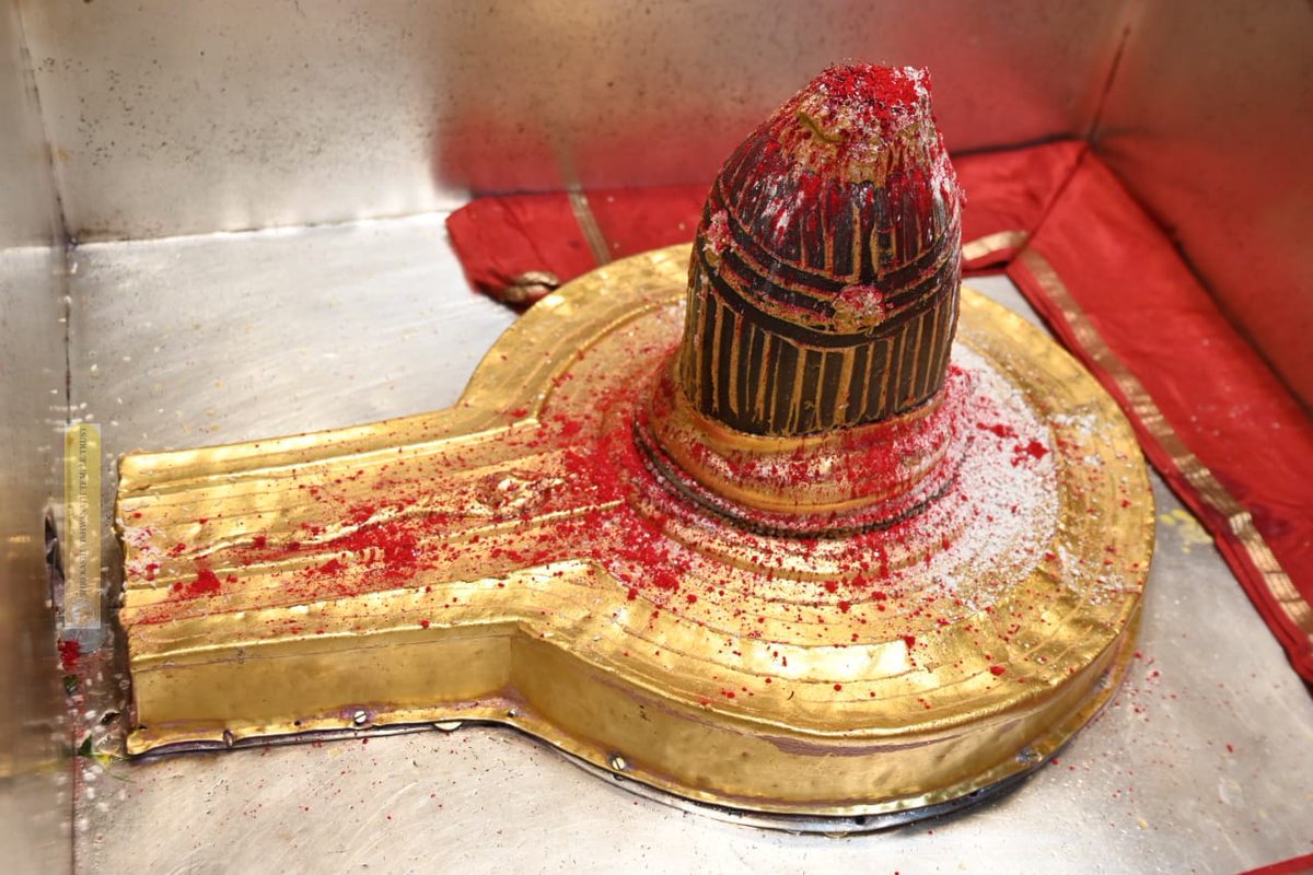 Shri Kashi Vishwanath Temple Trust (@shrivishwanath) on Twitter photo рджрд┐рдирд╛рдВрдХ:- 04.02.2025 рдмрд╛рдмрд╛ рд╡рд┐рд╢реНрд╡рдирд╛рде рдХреЗ рд╢реНрд░реГрдВрдЧрд╛рд░ рдЖрд░рддреА, рджрд░реНрд╢рдиЁЯЩП
#kashi #VishwanathDham #sanatandharma #devotion #darshan рджрд┐рдирд╛рдВрдХ:- 04.02.2025 рдмрд╛рдмрд╛ рд╡рд┐рд╢реНрд╡рдирд╛рде рдХреЗ рд╢реНрд░реГрдВрдЧрд╛рд░ рдЖрд░рддреА, рджрд░реНрд╢рдиЁЯЩП
#kashi #VishwanathDham #sanatandharma #devotion #darshan