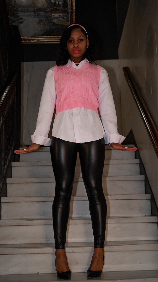 makaylaj_3's tweet photo. Pardon my Prettyπ #AKA #PrettyInPink #KodePink #Deuce https://t.co/8T2gLSaK1V