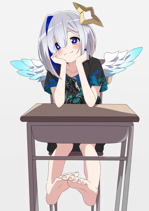 小学校で後ろからちょっかいかけてくる、ちょっと変なTシャツの、最近気になる女の子 #かなたーと