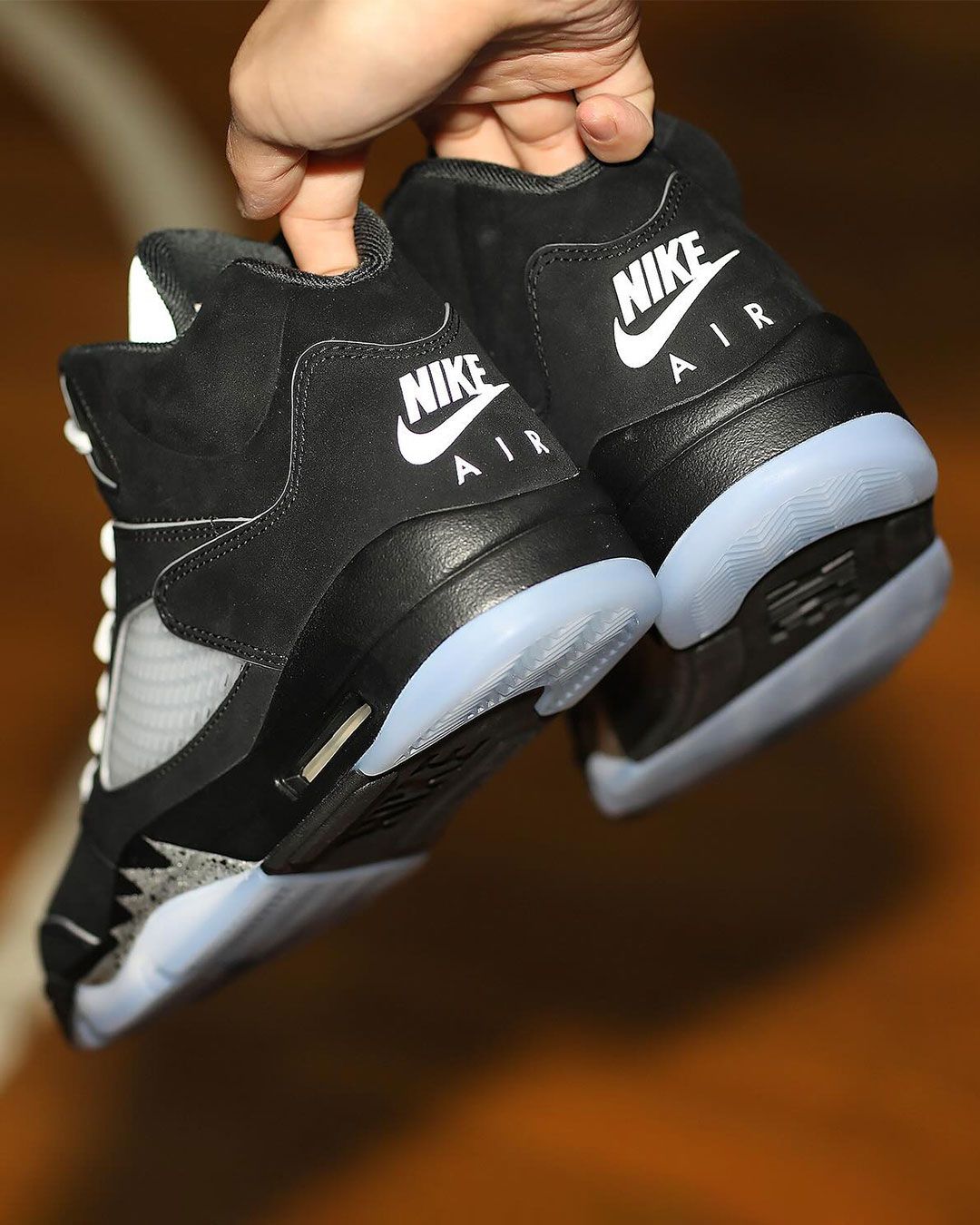 Sneaker News on X: Sneaker News on X: