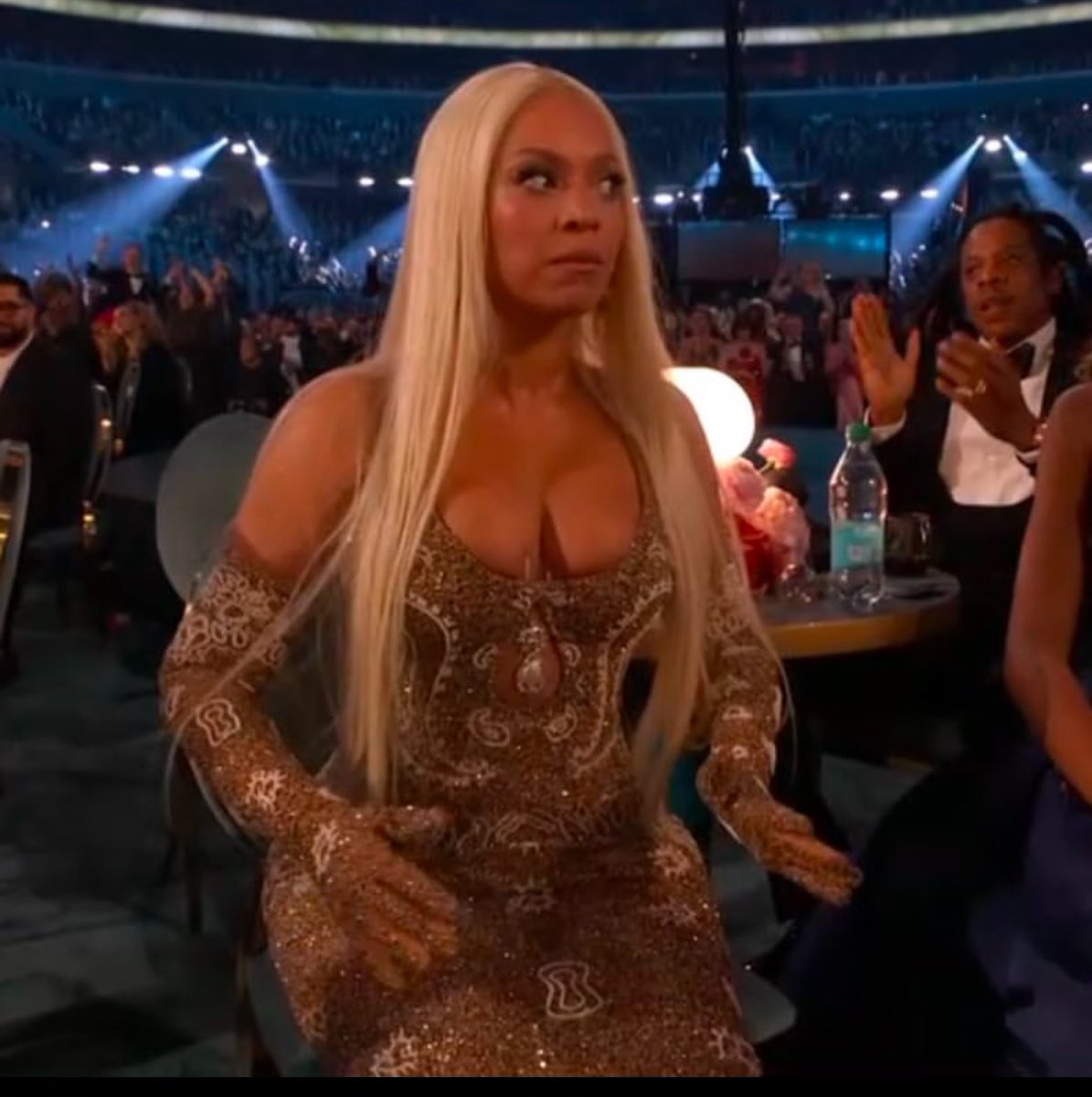 Y’all I got like 3 diff projects in motion rn don’t play w me bout to pull some sleepless nights or som