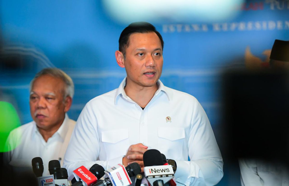 DemokratLmg's tweet photo. *Pastikan Pembangunan Infrastruktur Tetap Jalan, Menko AHY: Prioritaskan Program Bermanfaat Bagi Rakyat*
#ahy 
#pdemokrat 
#demokratjatim 
#demokratlamongan https://t.co/XvxWXRwuDu