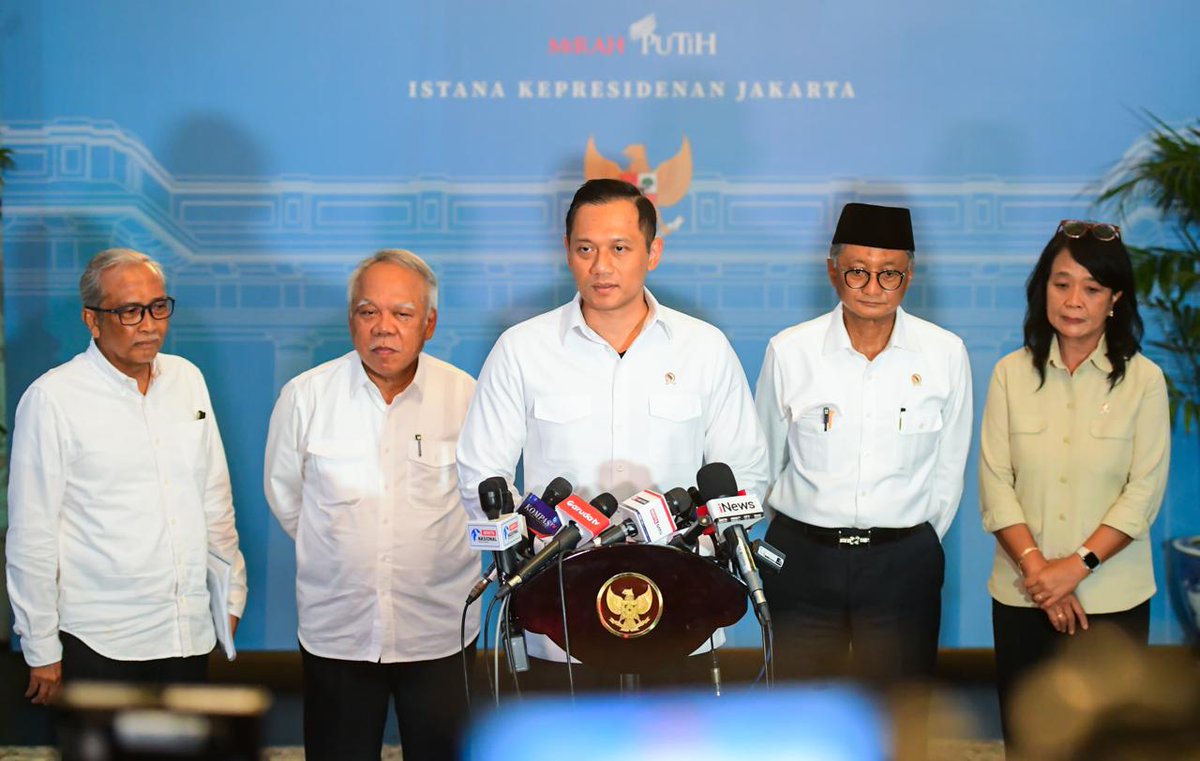 DemokratLmg's tweet photo. *Pastikan Pembangunan Infrastruktur Tetap Jalan, Menko AHY: Prioritaskan Program Bermanfaat Bagi Rakyat*
#ahy 
#pdemokrat 
#demokratjatim 
#demokratlamongan https://t.co/XvxWXRwuDu