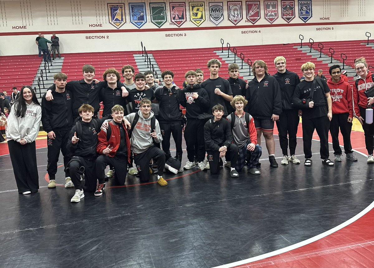 The Trojans went 2-0 tonight against Tipp and Piqua! 
Way to go boys!